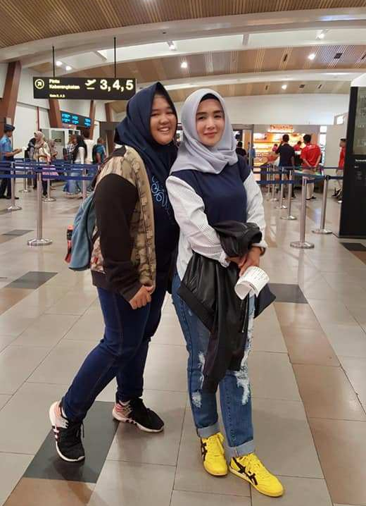 liburan traveling keluarga di bandara husein bandung